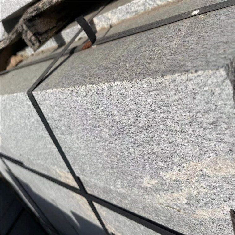 魯灰路沿石廠家